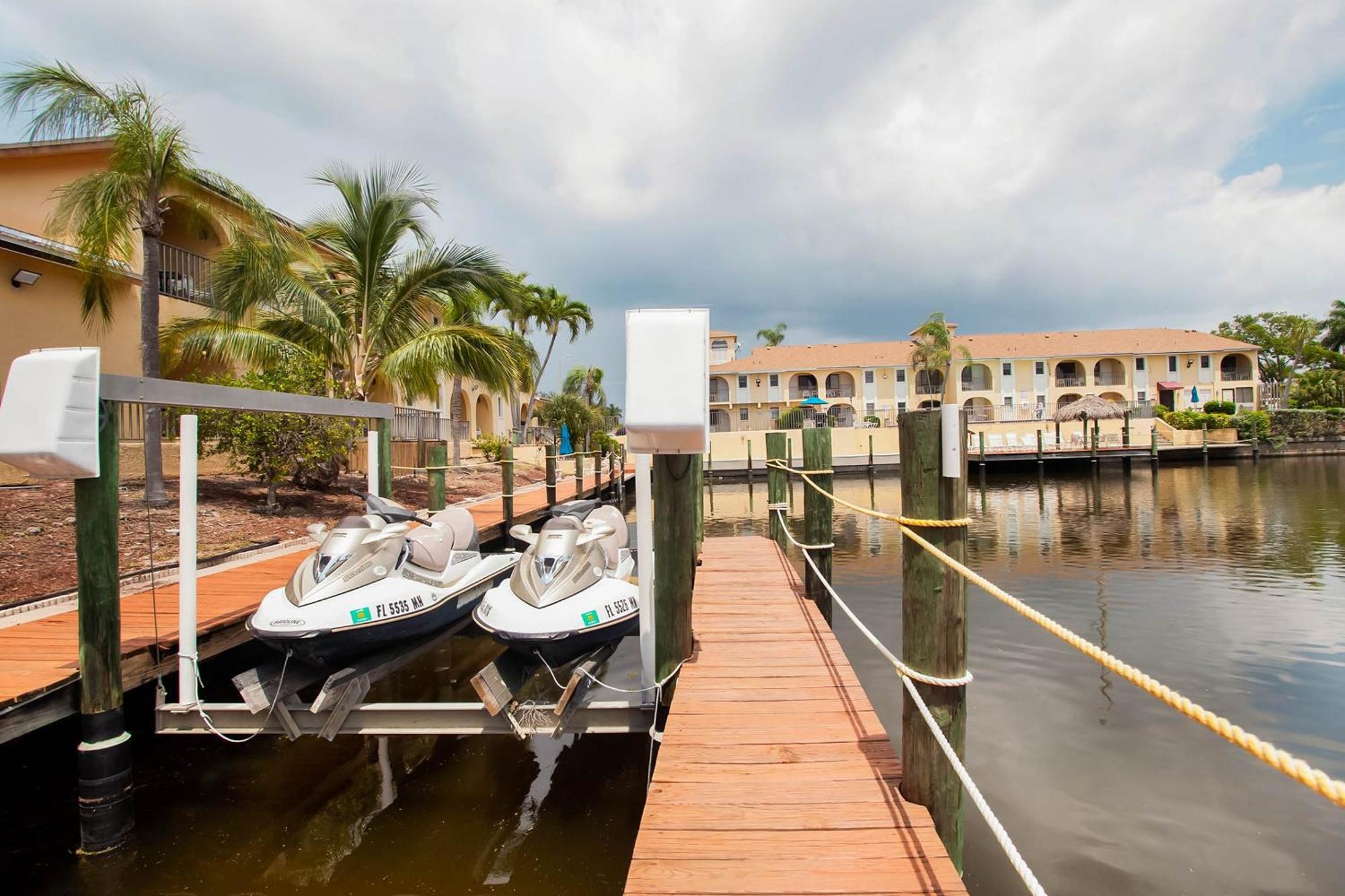 Oyo Waterfront Hotel- Cape Coral Fort Myers, Fl Exterior foto