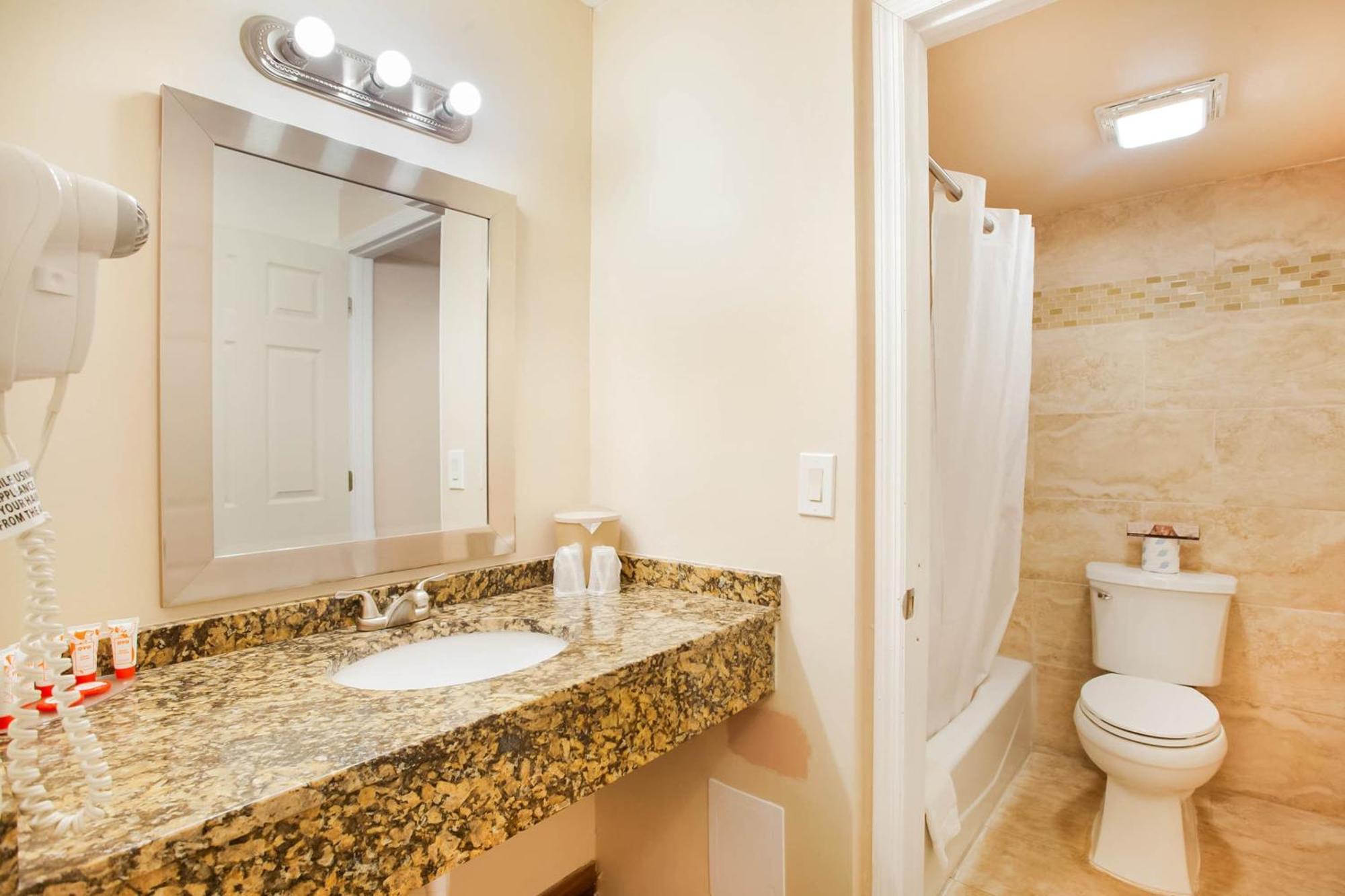 Oyo Waterfront Hotel- Cape Coral Fort Myers, Fl Exterior foto